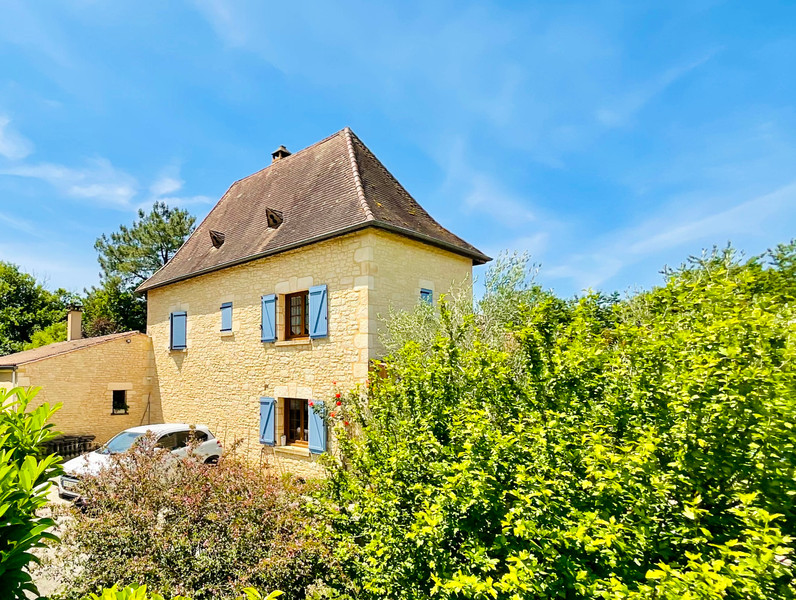 French property for sale in Sarlat-la-Canéda, Dordogne - €495,000 - photo 2