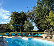 Propriété à vendre à Lignières-Sonneville, Charente - 370 000 € - photo n°7