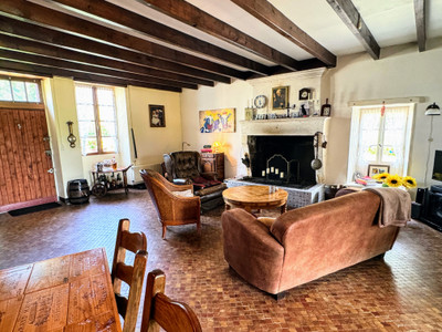 French property for sale in Courgeac, Charente - €172,800 - photo 4