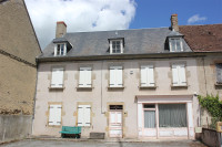 Maison à vendre à Auzances, Creuse - 71 600 € - photo 1