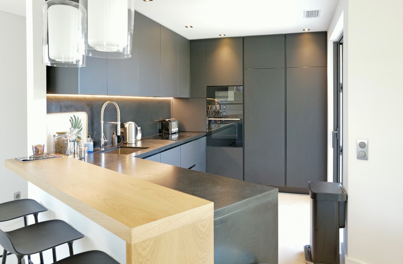 French property for sale in Sainte-Maxime, Var - €1,790,000 - photo 4