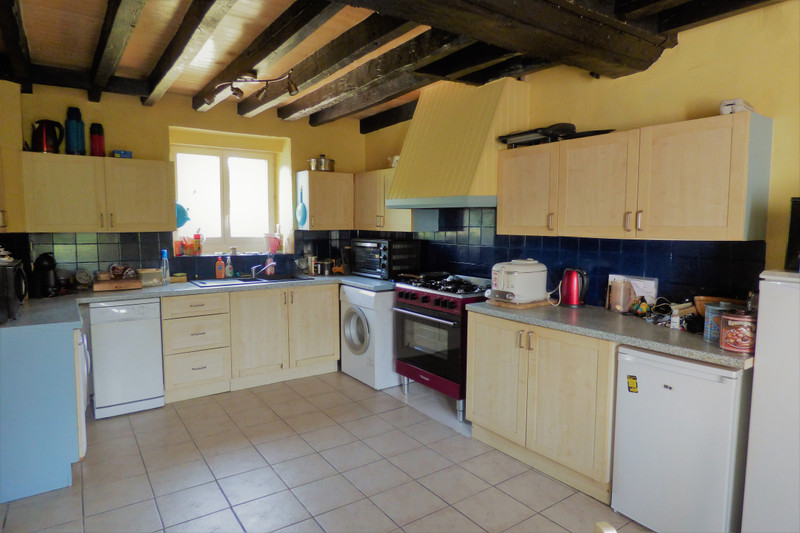 French property for sale in Madré, Mayenne - €268,820 - photo 3