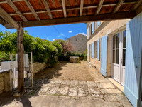 Maison à vendre à Champagnolles, Charente-Maritime - 189.000 € - photo 2