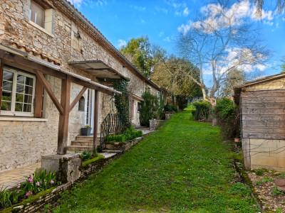 French property for sale in Marthon, Charente - €418,700 - photo 2