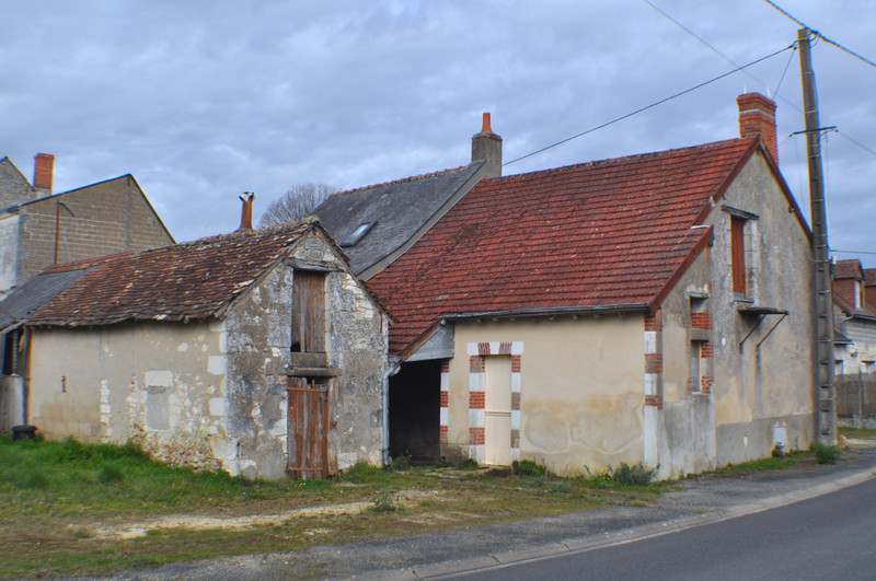 French property for sale in Noyant-Villages, Maine-et-Loire - photo 3