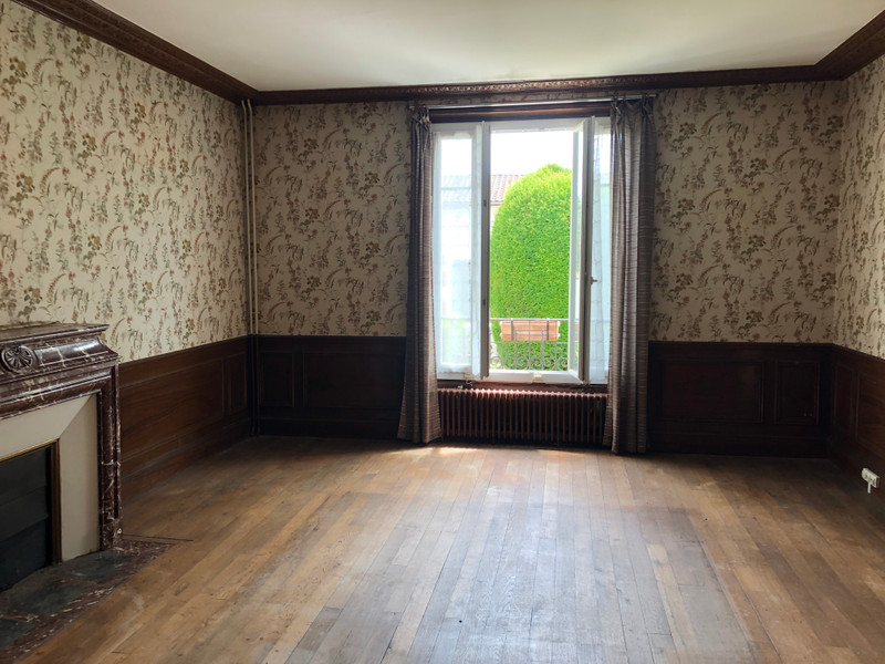 French property for sale in Saint-Fraigne, Charente - €229,999 - photo 4