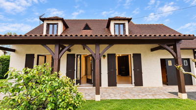 Maison à vendre à Saint-Barthélemy-de-Bellegarde, Dordogne, Aquitaine, avec Leggett Immobilier