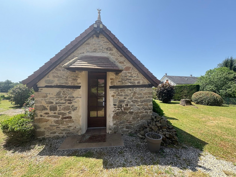 French property for sale in La Porcherie, Haute-Vienne - €370,000 - photo 10