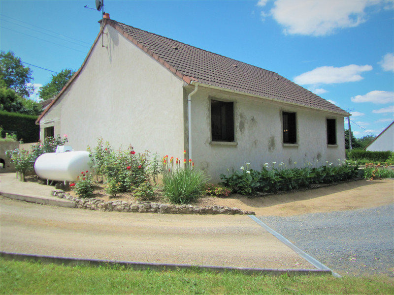 French property for sale in Candé-sur-Beuvron, Loir-et-Cher - &#8364;152,000 - photo 3