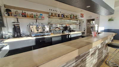 commercial for sale in Manche