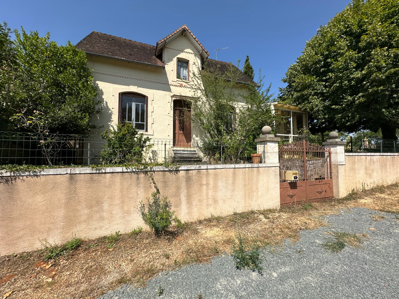 Propriété à vendre à Saint-Germain-des-Prés, Dordogne - 88 000 €
