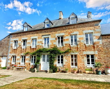 house for sale in Orne