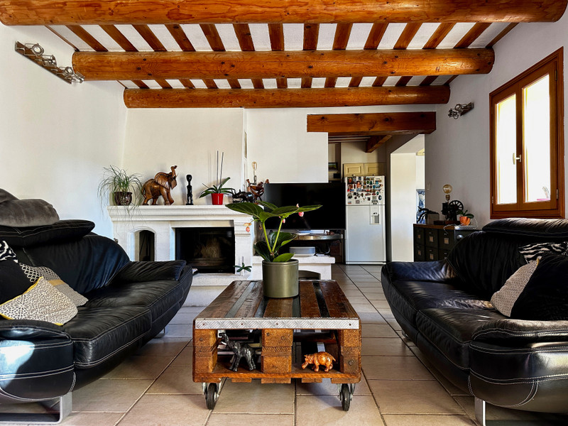 French property for sale in Orange, Vaucluse - €462,765 - photo 3