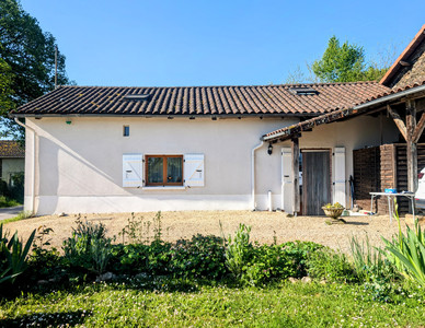 Maison à vendre à Châlus, Haute-Vienne, Limousin, avec Leggett Immobilier