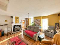 Maison à vendre à Migron, Charente-Maritime - 272.000 € - photo 2