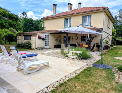 Maison à vendre à Trémolat, Dordogne, Aquitaine, avec Leggett Immobilier