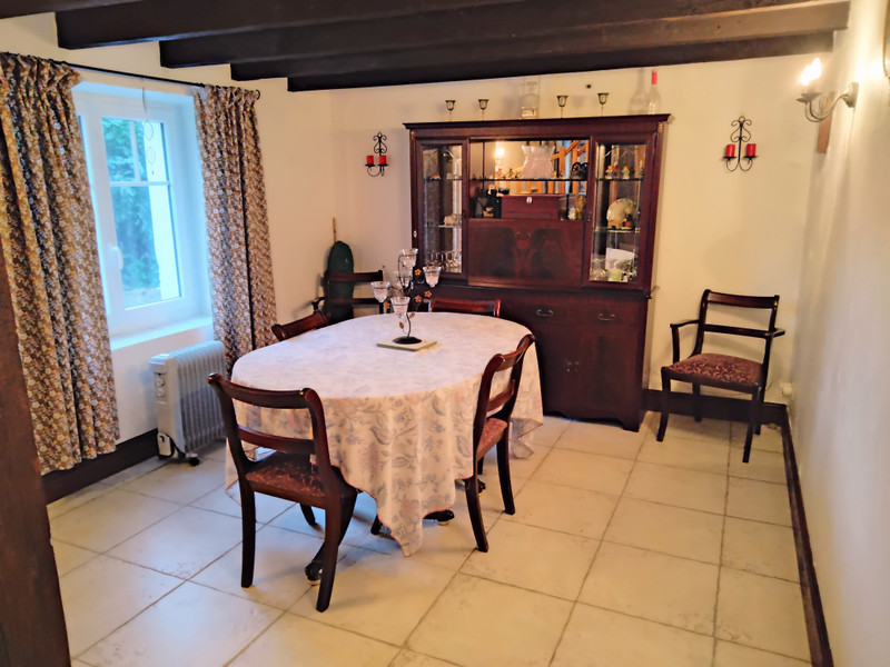 French property for sale in Vayres, Haute-Vienne - &#8364;147,150 - photo 4
