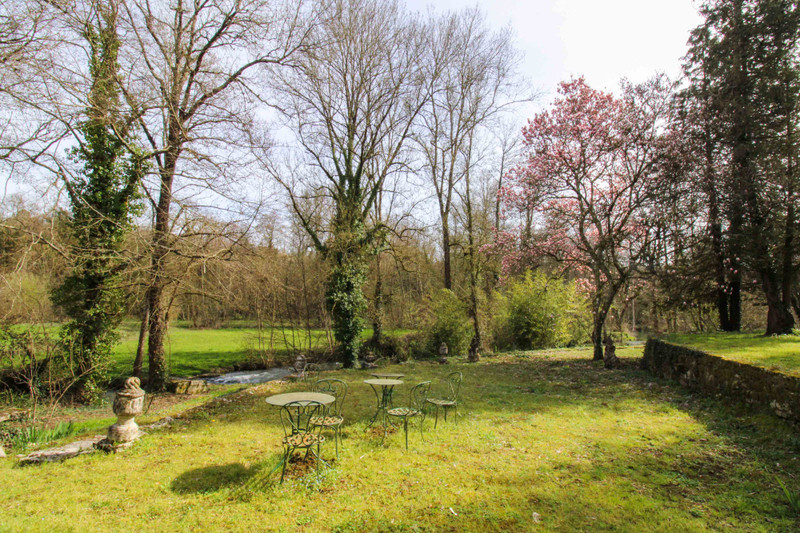 French property for sale in Grandjean, Charente-Maritime - €582,750 - photo 3
