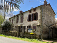 Maison à vendre à La Pouge, Creuse - 50.600 € - photo 1