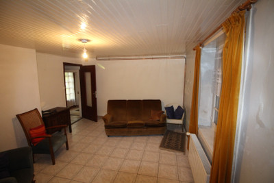 French property for sale in Plélauff, Côtes-d'Armor - €141,700 - photo 9