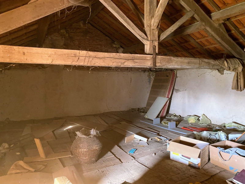 French property for sale in Champagne-Mouton, Charente - €93,500 - photo 9