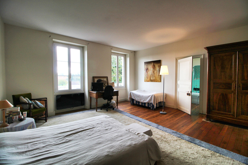 French property for sale in Ruffec, Charente - €199,800 - photo 12