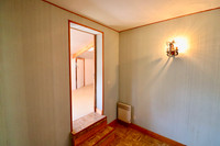 Maison à vendre à Montbron, Charente - 99.000 € - photo 13