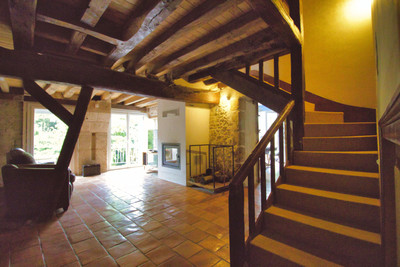 In the centre of the town of MER 41500
Former 12th century mill near Blois & Orléans
5 minutes from Chambord i