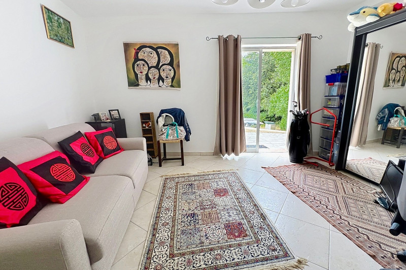 French property for sale in Roquefort-les-Pins, Alpes-Maritimes - €1,250,000 - photo 2