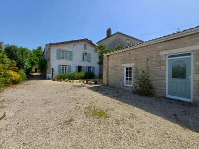 house for sale in Charente