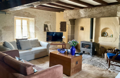 French property for sale in Cressat, Creuse - €318,000 - photo 2