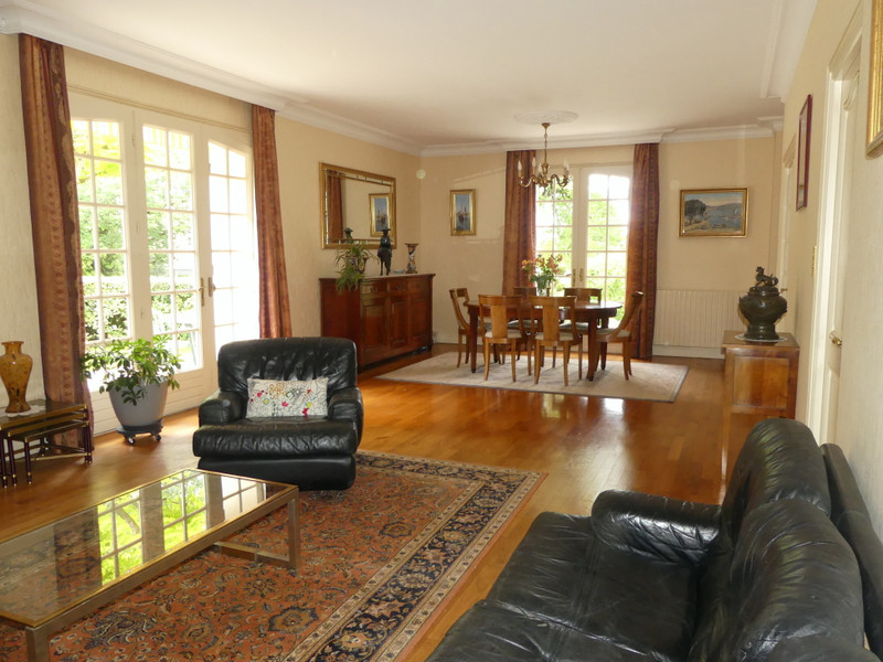 French property for sale in Angoulême, Charente - €499,900 - photo 2