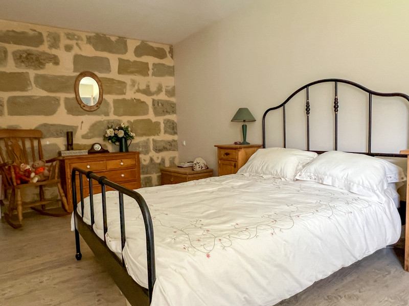 French property for sale in Montignac-de-Lauzun, Lot-et-Garonne - €349,800 - photo 9