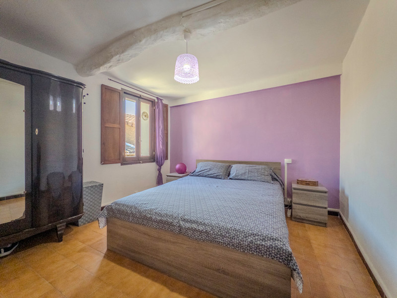 French property for sale in Puissalicon, Hérault - €112,000 - photo 3