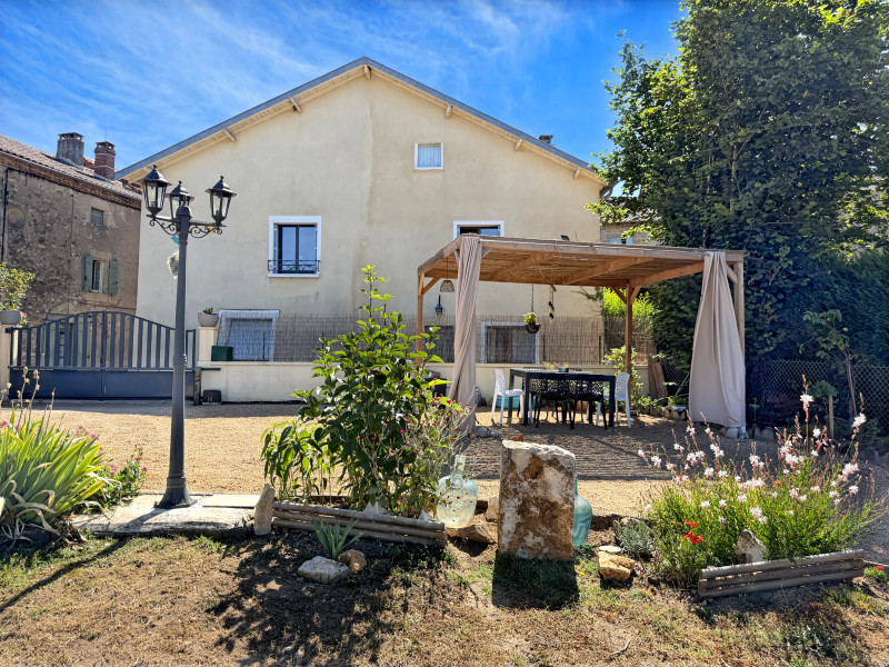 French property for sale in Nantheuil, Dordogne - €297,000 - photo 0