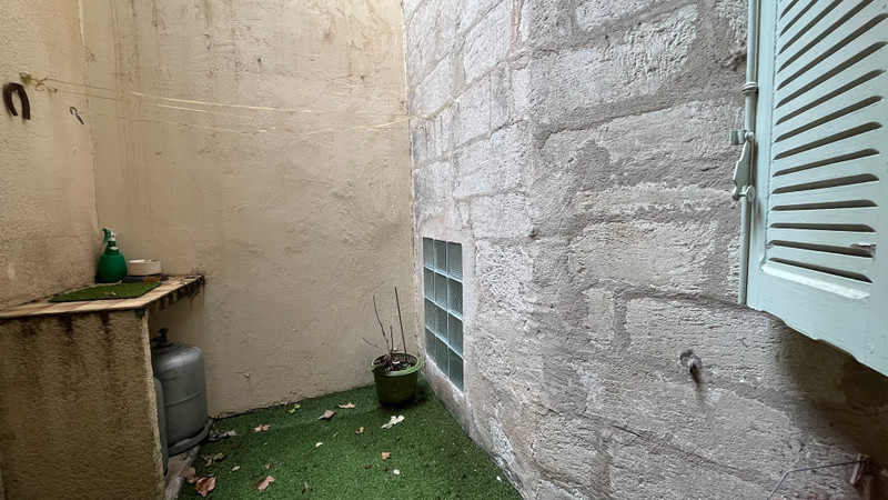 French property for sale in Avignon, Vaucluse - €127,000 - photo 4