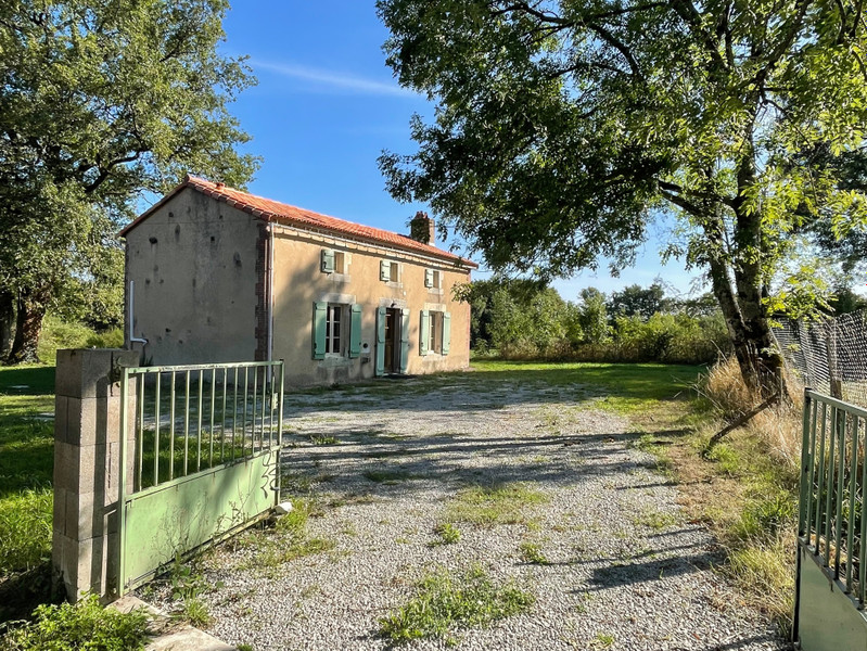 French property for sale in Abzac, Charente - €230,000 - photo 0