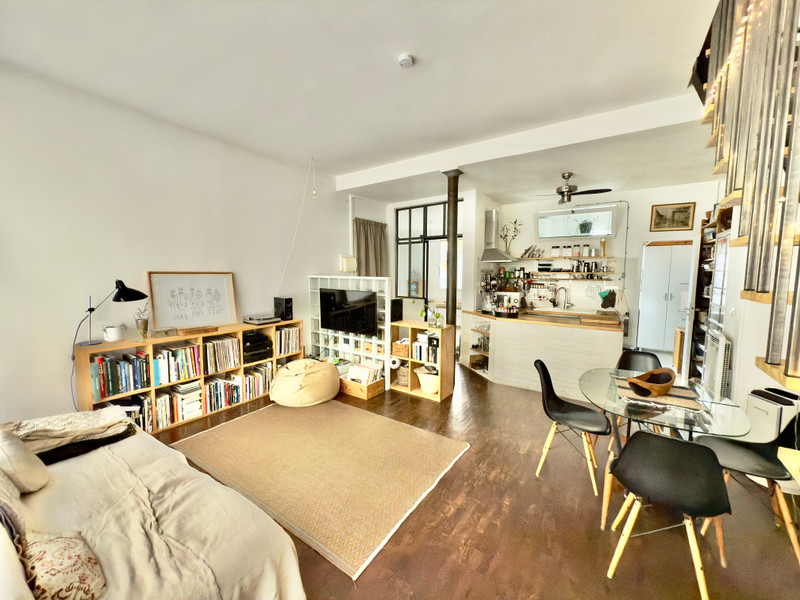 French property for sale in Paris, Paris - €735,000 - photo 4