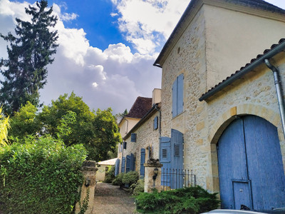 Chateau à vendre à Sainte-Radegonde, Gironde, Aquitaine, avec Leggett Immobilier