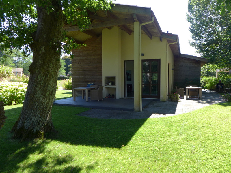 French property for sale in Salles, Gironde - €200,000 - photo 0