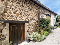 Propriété à vendre à Massignac, Charente - 249 950 € - photo n°1
