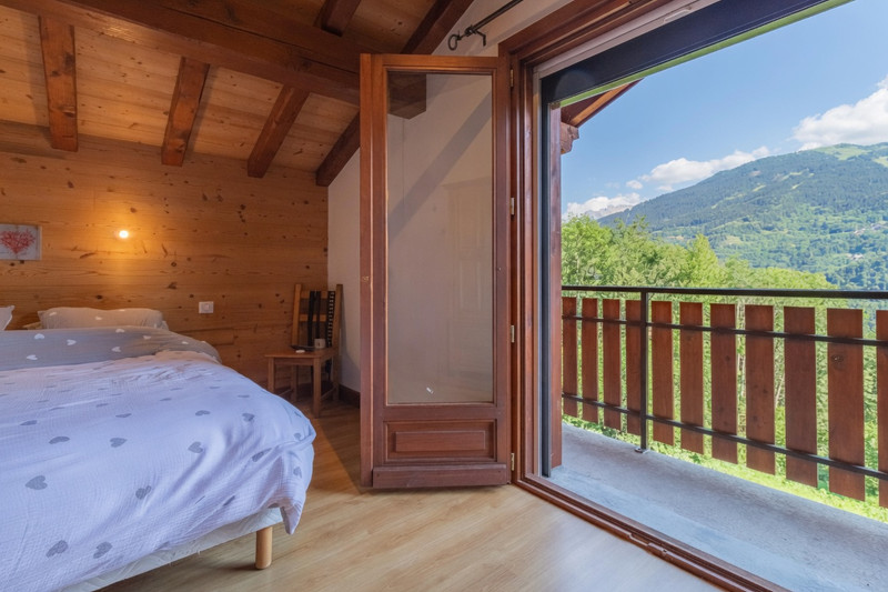 Ski property for sale in Courchevel Le Praz - €999,000 - photo 4