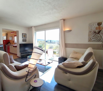 French property for sale in Cruis, Alpes-de-Haute-Provence - €350,000 - photo 2