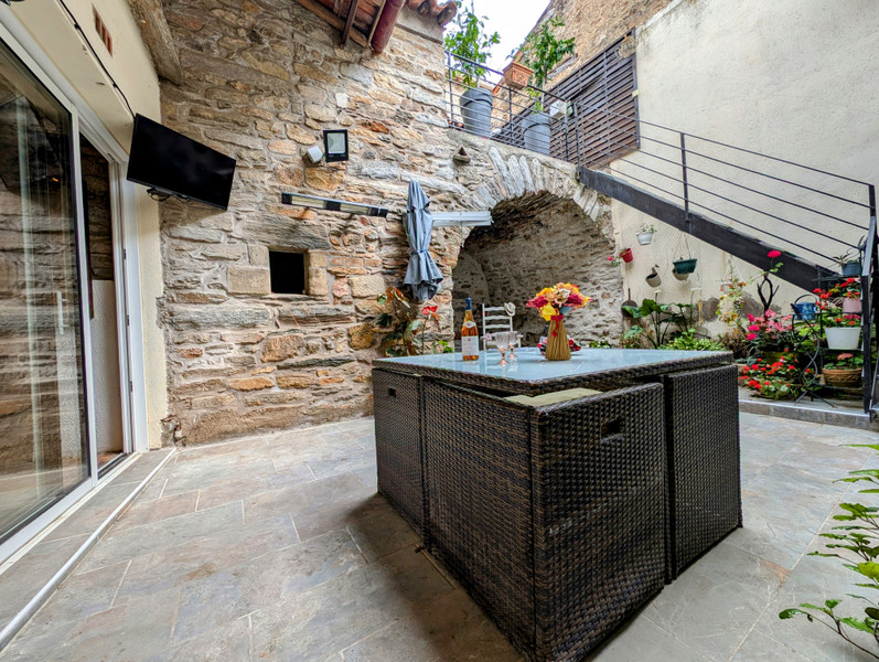 Maison à vendre à Faugères, Hérault - 303.000 € - photo 1