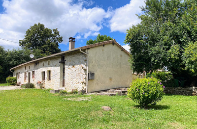 French property for sale in Cellefrouin, Charente - €103,000 - photo 1