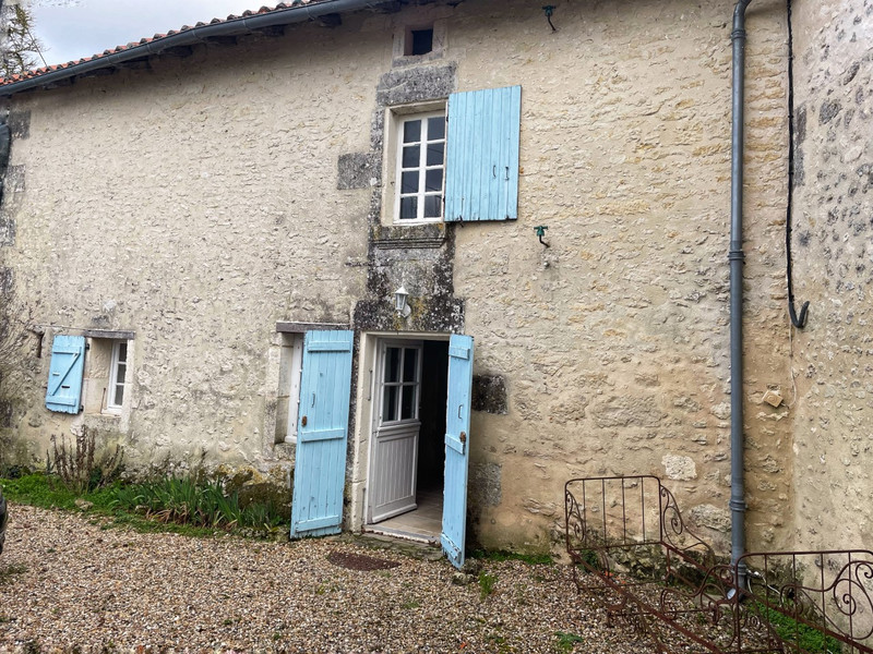 French property for sale in Cherval, Dordogne - &#8364;187,500 - photo 7