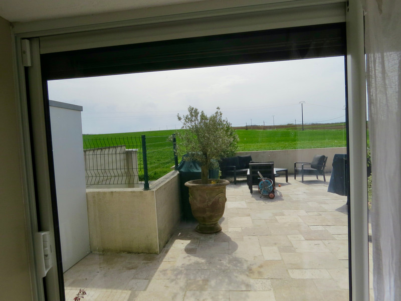 French property for sale in Saint-Savinien, Charente-Maritime - €318,000 - photo 11