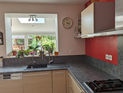 French property for sale in Saint-Genis-Laval, Rhône - €980,000 - photo 2