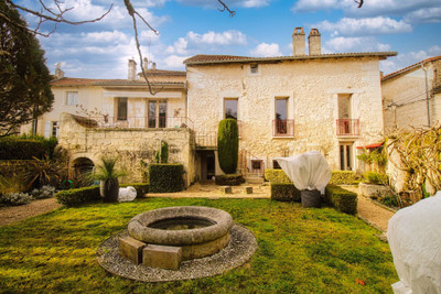 Maison à vendre à Brantôme en Périgord, Dordogne, Aquitaine, avec Leggett Immobilier