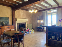 Propriété à vendre à Champagne-Mouton, Charente - 93 500 € - photo n°5